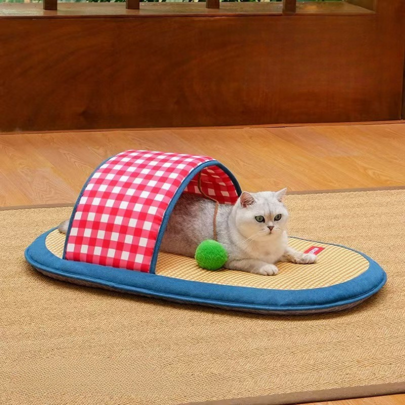 Slipper-Shaped Rattan Weave Pet Cooling Bed