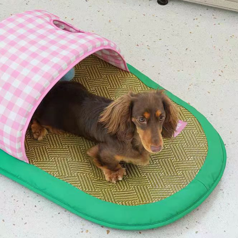 Slipper-Shaped Rattan Weave Pet Cooling Bed